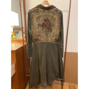 ARATTA Silent Journey The Heart of Autumn Sage Green Velvet Fairy Pixie Coat